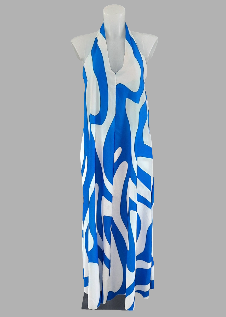 Robe dos-nu femme bleu roi imprimée, col halter et poches, style estival tendance et fluide à porter au quotidien – Timalya.