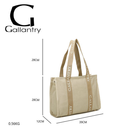 Grand tote bag Gallantry beige et taupe pour femme, en toile résistante, avec anses logotypées, fermeture zippée et base rigide dorée – pratique, tendance et spacieux