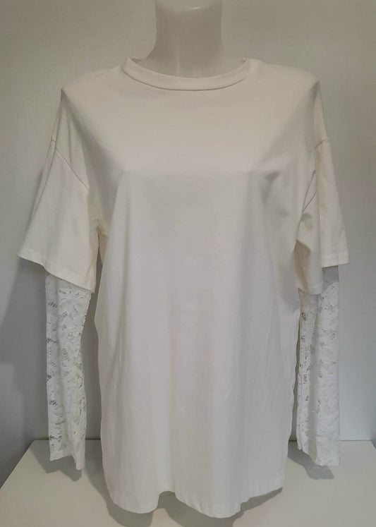 T-shirt blanc manches longues en dentelle, coupe droite casual chic, 95 % coton 5 % élasthanne, taille unique 36-44, fabrication Italie