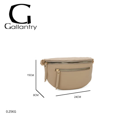 Banane Gallantry taupe simili cuir grainé, avec sangle réglable à motif chevrons, fermeture zippée et poche frontale, idéale pour un look tendance et pratique