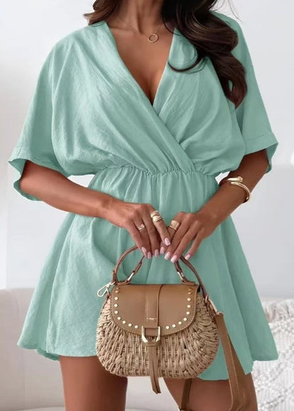Combishort vert d’eau pour femme en viscose fluide, manches courtes et taille élastique, style estival frais et moderne – Timalya.