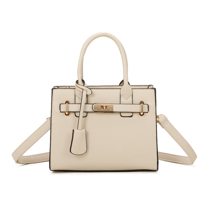 Sac à main femme couleur beige Gallantry, avec ceinture décorative dorée, anses rigides, bandoulière réglable, format structuré en simili cuir – Timalya.