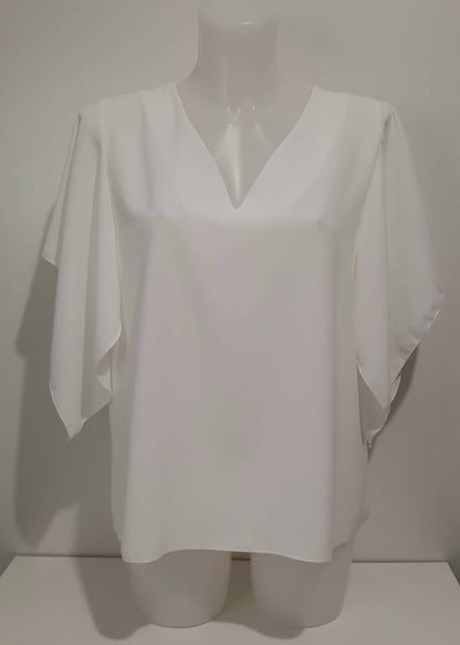 Top fluide blanc col V à manches papillon, coupe fluide droite, 100 % polyester, taille unique 36-42, fabrication Italie – élégant et moderne